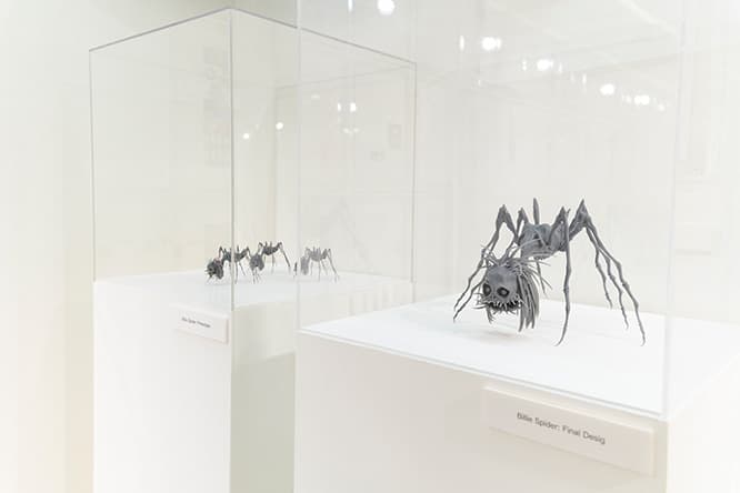 「Billie Spider」と題された、MV内に登場するキャラクターの立体模型。
