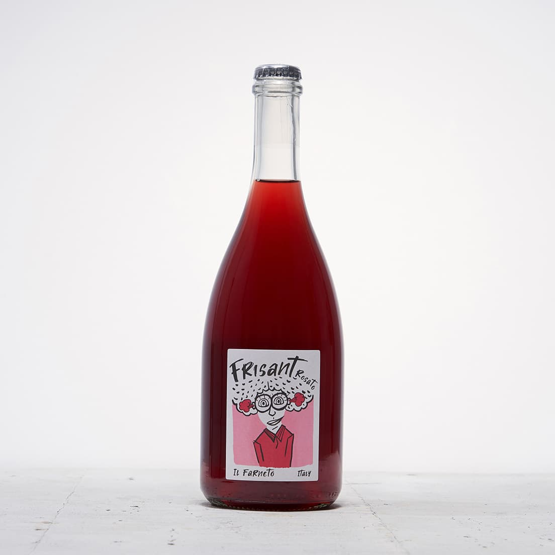 北イタリアでつくられる微発泡のロゼワイン。色は濃いめだが、軽快で飲み心地がよく、ナチュラルなワイン特有の旨みもしっかり感じられる。〈イル・ファルネート〉《フリザンロザート2019》750ml  問い合わせ／e-vino TEL 048 799 3678。