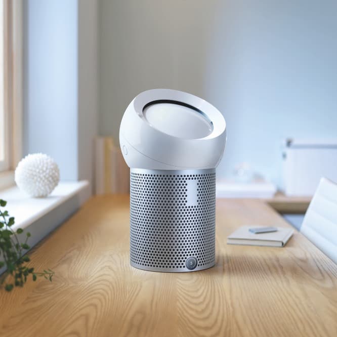 「夏の睡眠にとって大切なこと」とは？ パーソナルな空間をキレイにするダイソン《Pure Cool Me》。