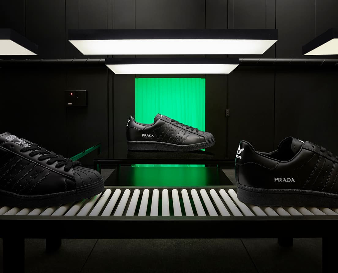プラダ×アディダスのコラボスニーカー、《Prada Superstar》から新色が誕生！