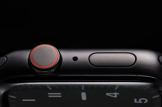 《Apple Watch Series 5 Edition スペースブラック チタニウムケース》を使ってみた！