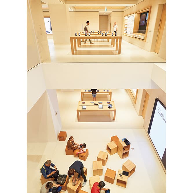 店内の中央にあるフォーラムでは製品の新たな使い方を学べるセッションを開催中。