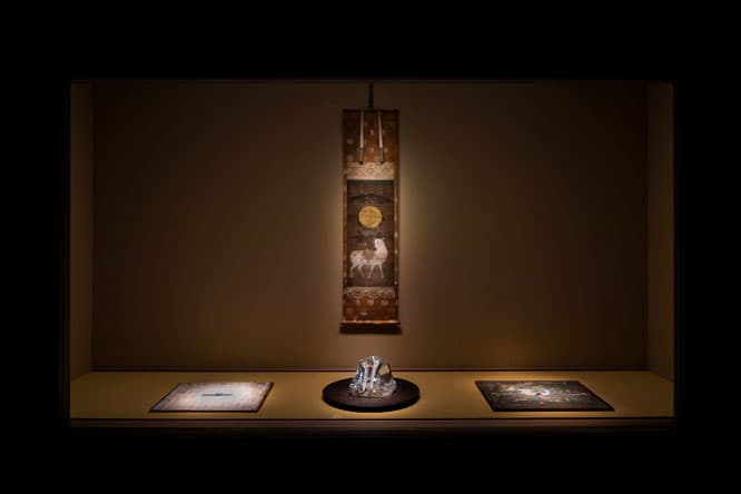 展示風景 第3章 トレジャーピース 新素材研究所 © N.M.R.L./ Hiroshi Sugimoto + Tomoyuki Sakakida photo_Yuji Ono