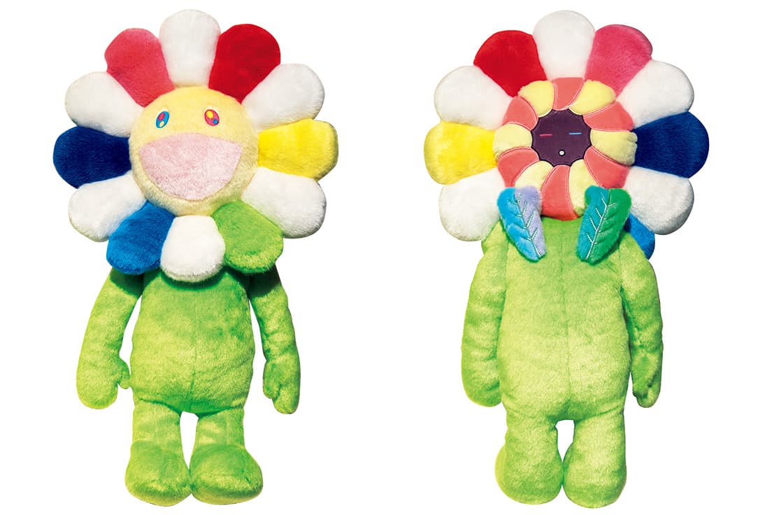 お花の子ぬいぐるみの前後。背中にはつぼみと葉っぱが♡