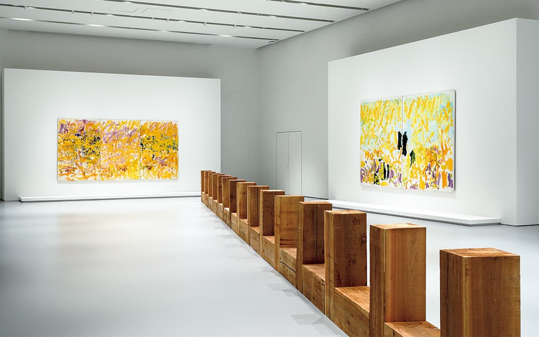 ジョアン・ミッチェルとカール・アンドレの作品が展示された〈エスパス ルイ・ヴィトン大阪〉。