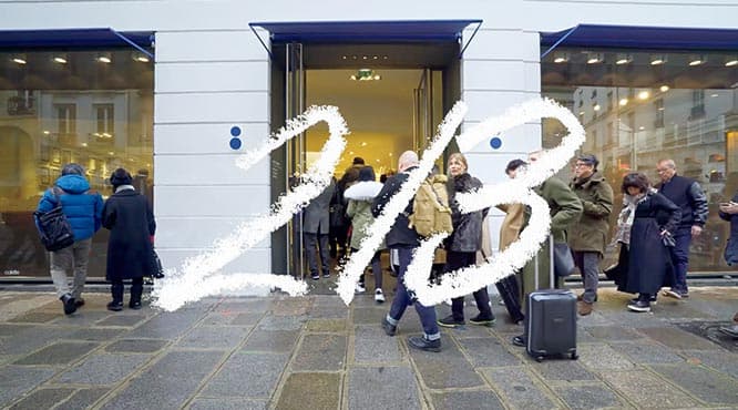 コレットの閉店を惜しみ、多くのファンが詰めかけたサントノーレ通り213番地は、今も伝説のアドレスだ。