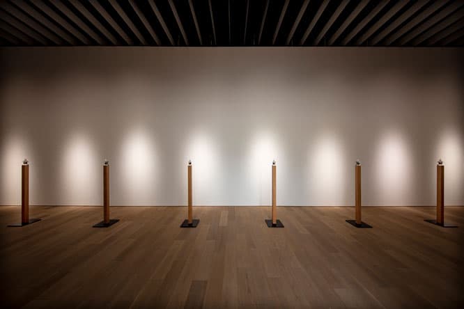 「光学硝子五輪塔」展示風景。