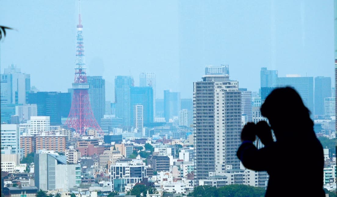 「大道さんとの1対1の撮影を見ていた人は、不思議がったと思います。上京した親戚を撮っているのかと」（岩間）。