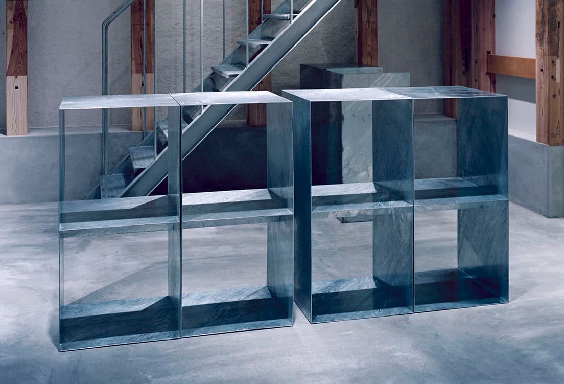 建築家・長坂常がデザインした什器。　photo_Takashi Homma