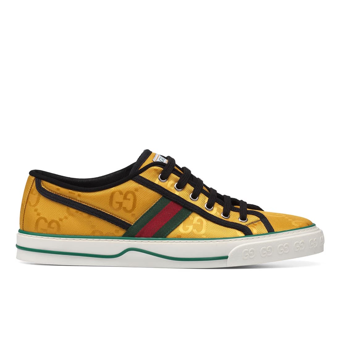 〈Gucci Off The Grid〉メンズスニーカー 76,000円。