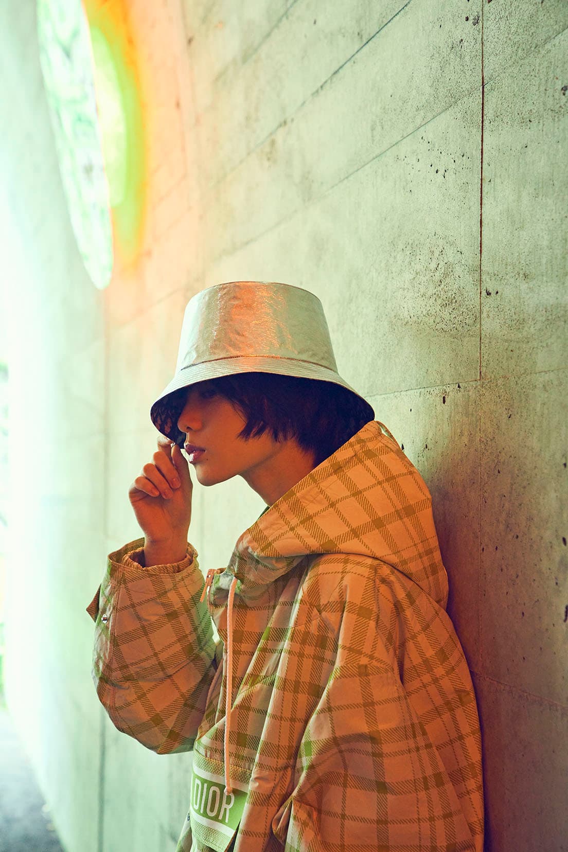 第3展望台の《しずく》。湾曲した壁に配置した凸面鏡は、さながら水の分子のように超現実的に見える泡のよう。