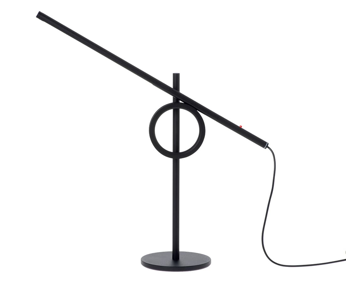 LEDタスクランプ　98,000円。