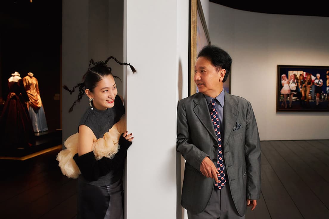 コムアイと今季大注目の森村泰昌展へ！ 現代アートで探るアイデンティティ。