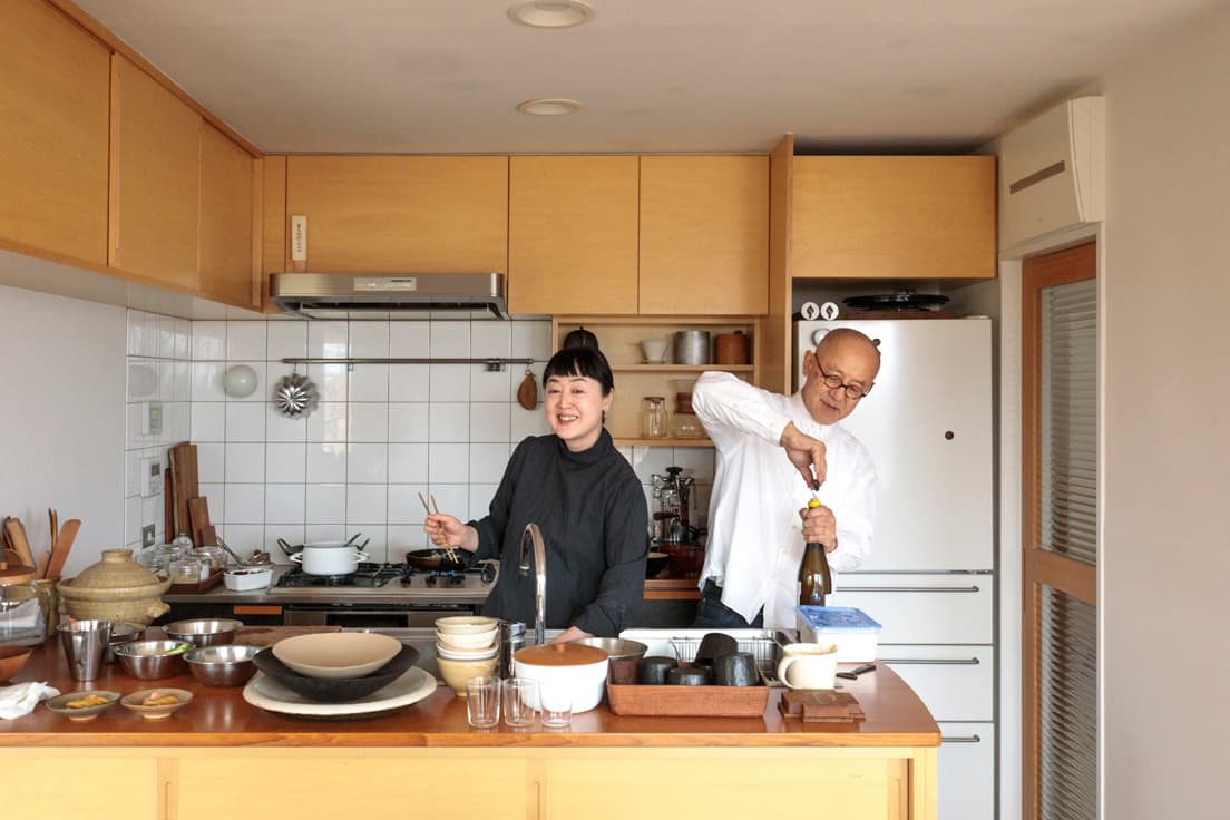 三谷夫妻。順子さんは「お客様とお喋りしながら料理や片付けができるところが一番気に入っています」とのこと。