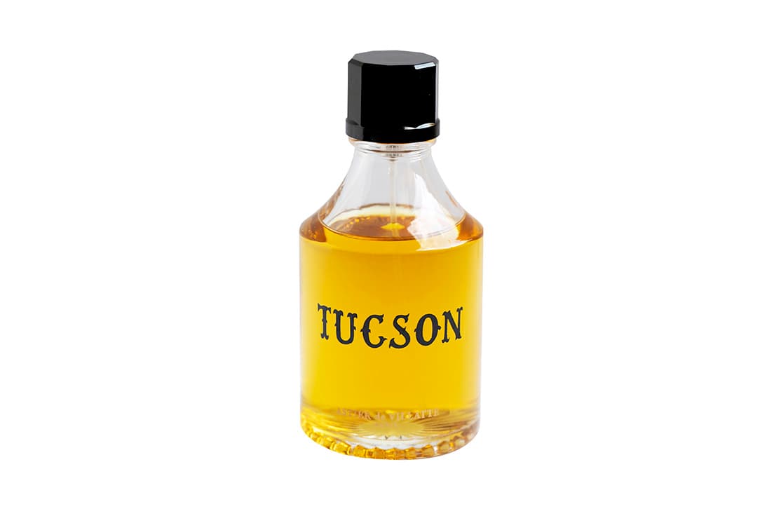 パルファン《アスティエ・ド・ヴィラット パルファン ツーソン》10ml 9,900円、30ml 16,500円、100ml 29,700円。