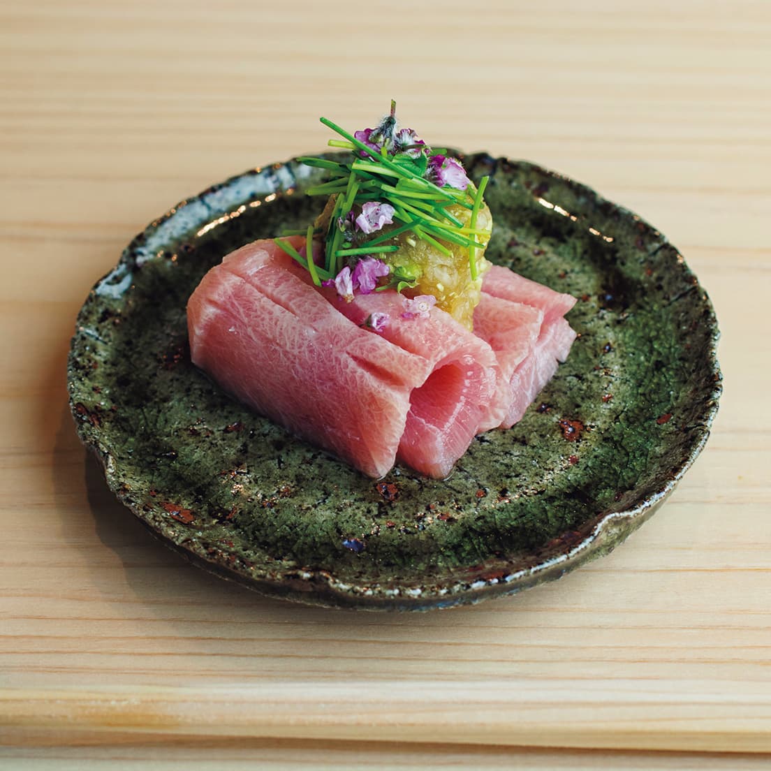 しびまぐろのふきおろし。マグロの幼魚を使った一品。