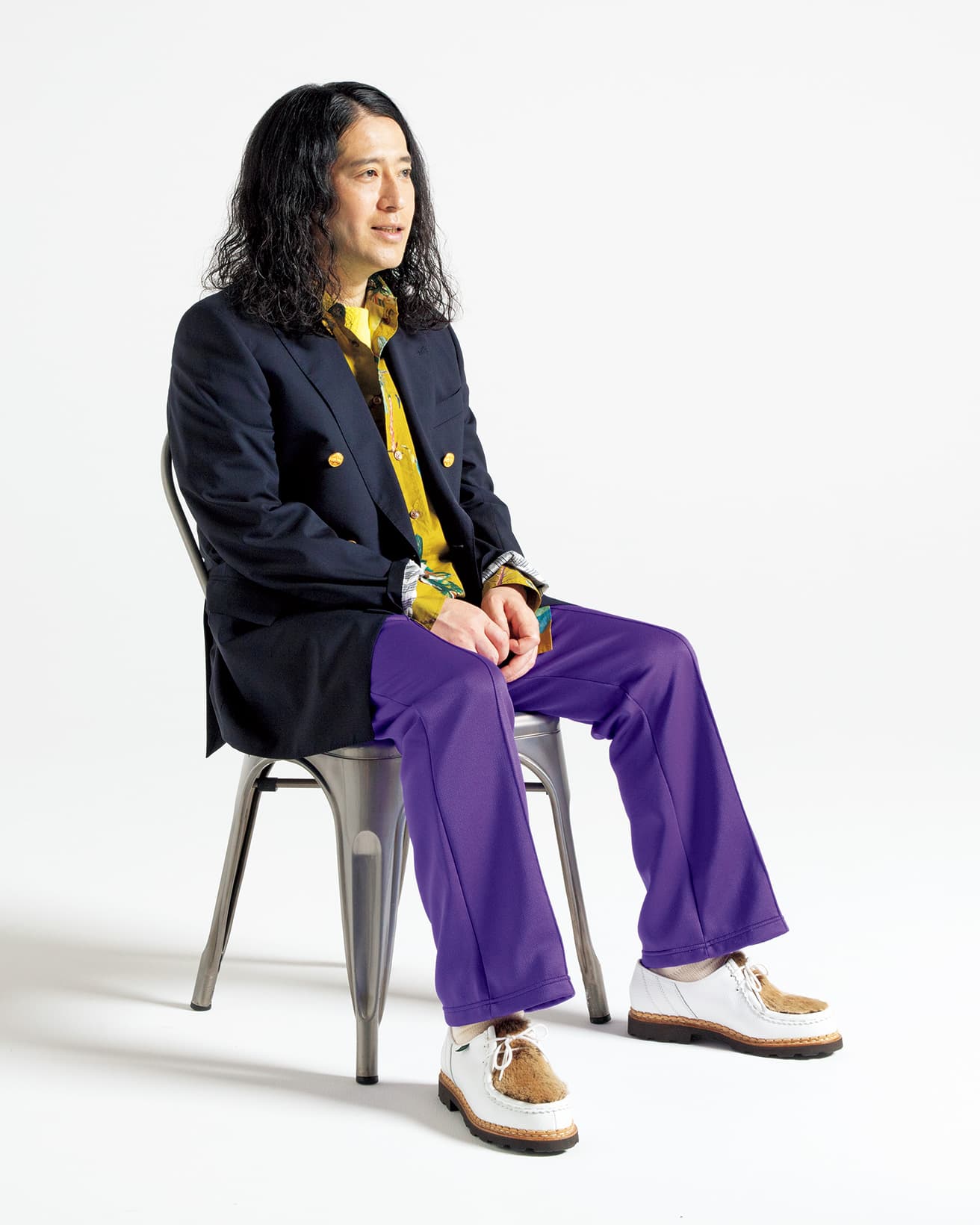 またよしなおき　1980年大阪府生まれ。お笑いコンビ「ピース」として活動し、吉本興業に所属。2015年『火花』で芥川賞を受賞するなど、小説家、脚本家、俳人としても活躍。