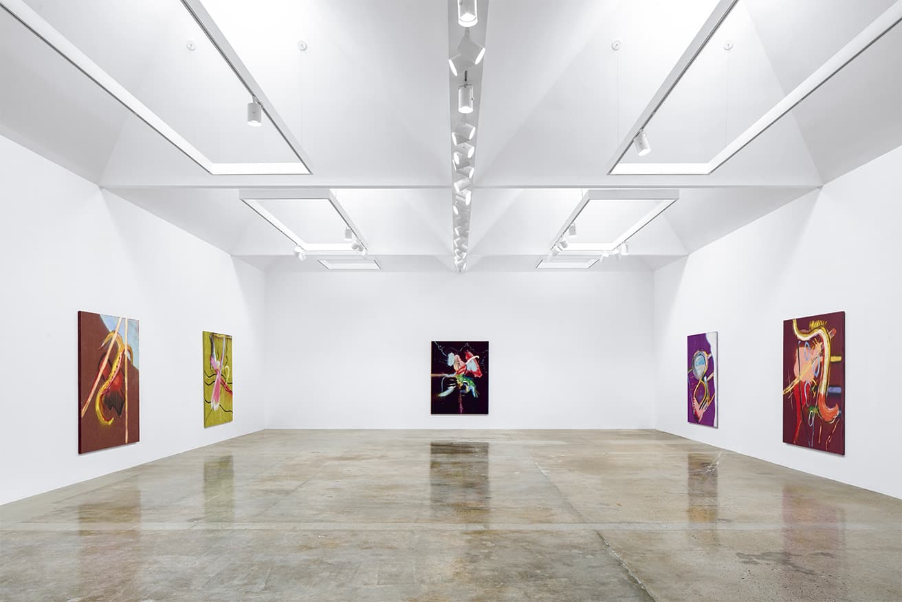 こけら落としはNYの巨匠画家、ジュリアン・シュナーベルの個展。