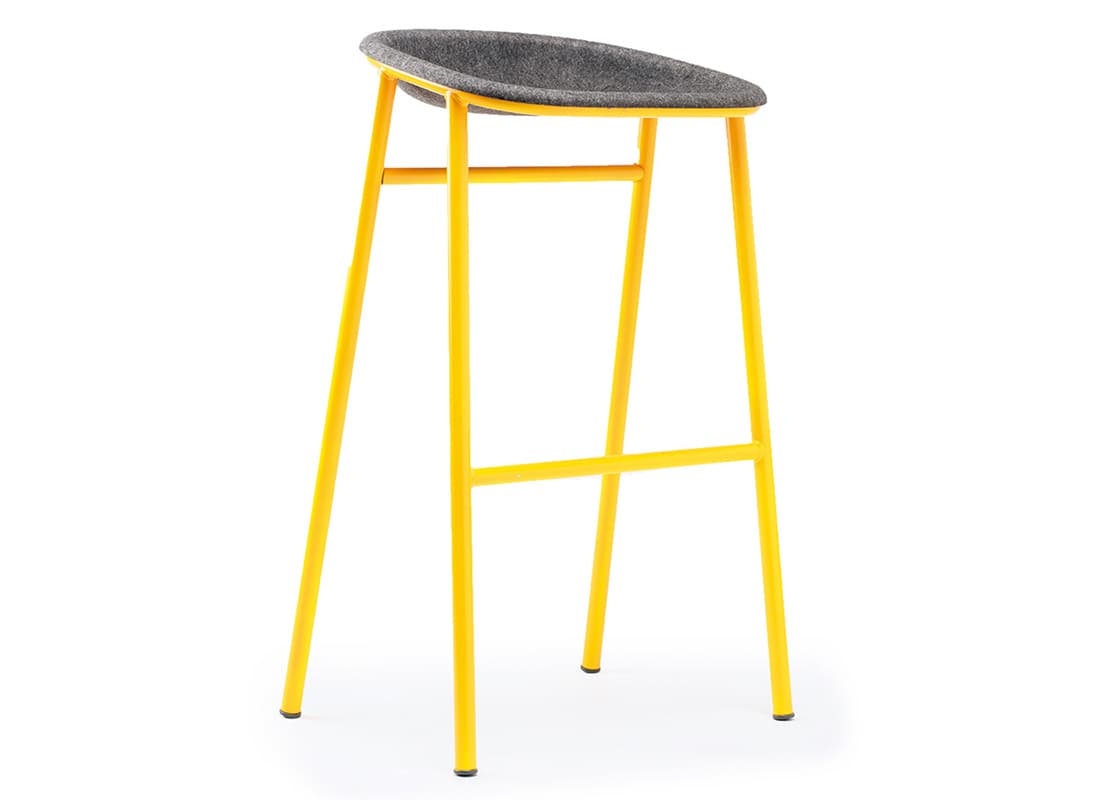 スツール《LJ3ペットフェルトバースツール》51,150円〜。