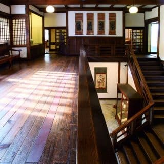 日本民藝館