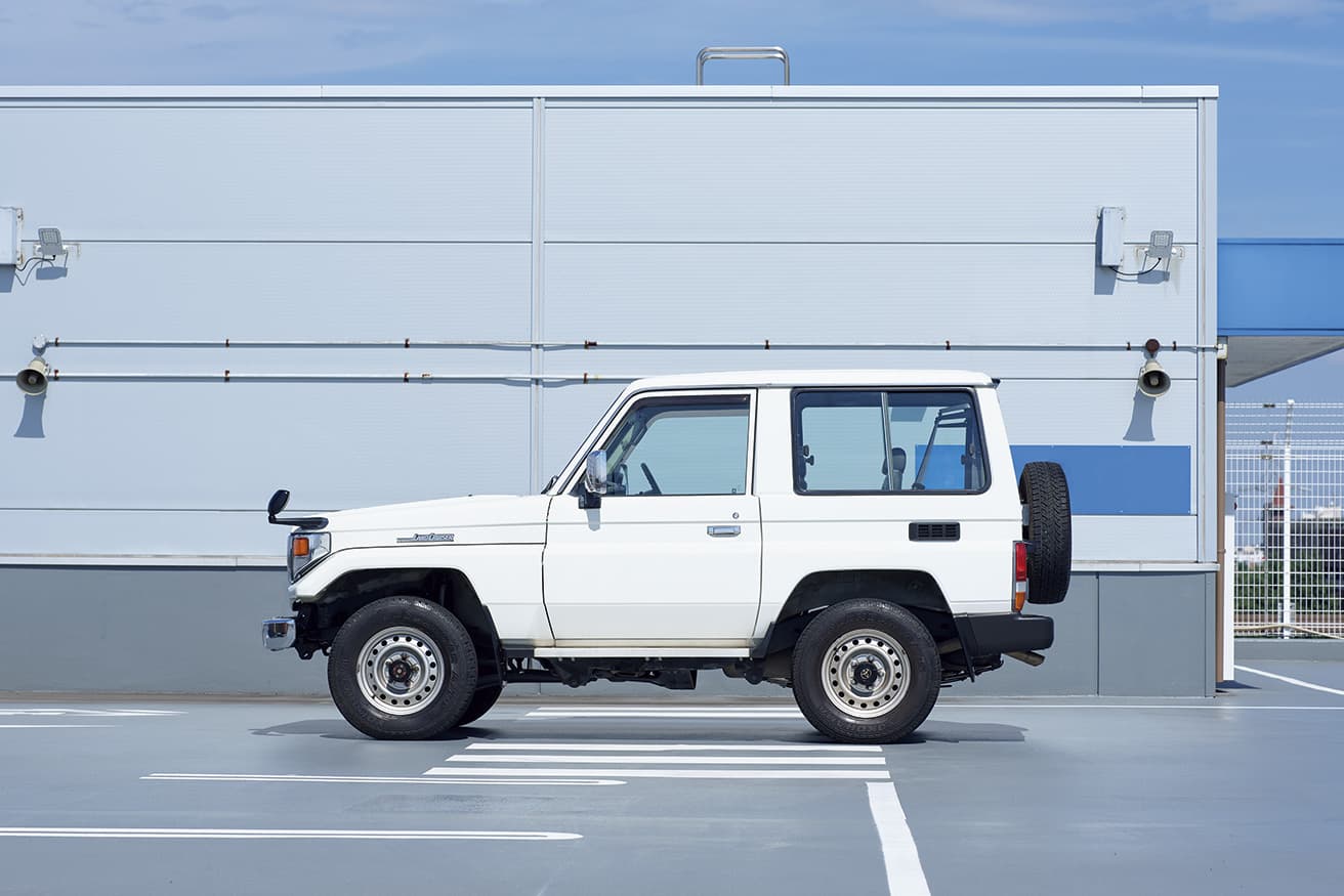 トヨタ ランドクルーザー 70