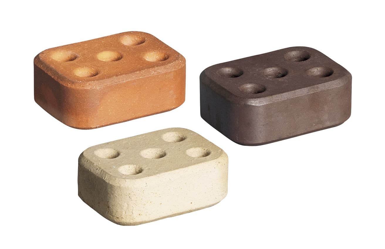 傘立て《BRICK STAND》各7,920円。