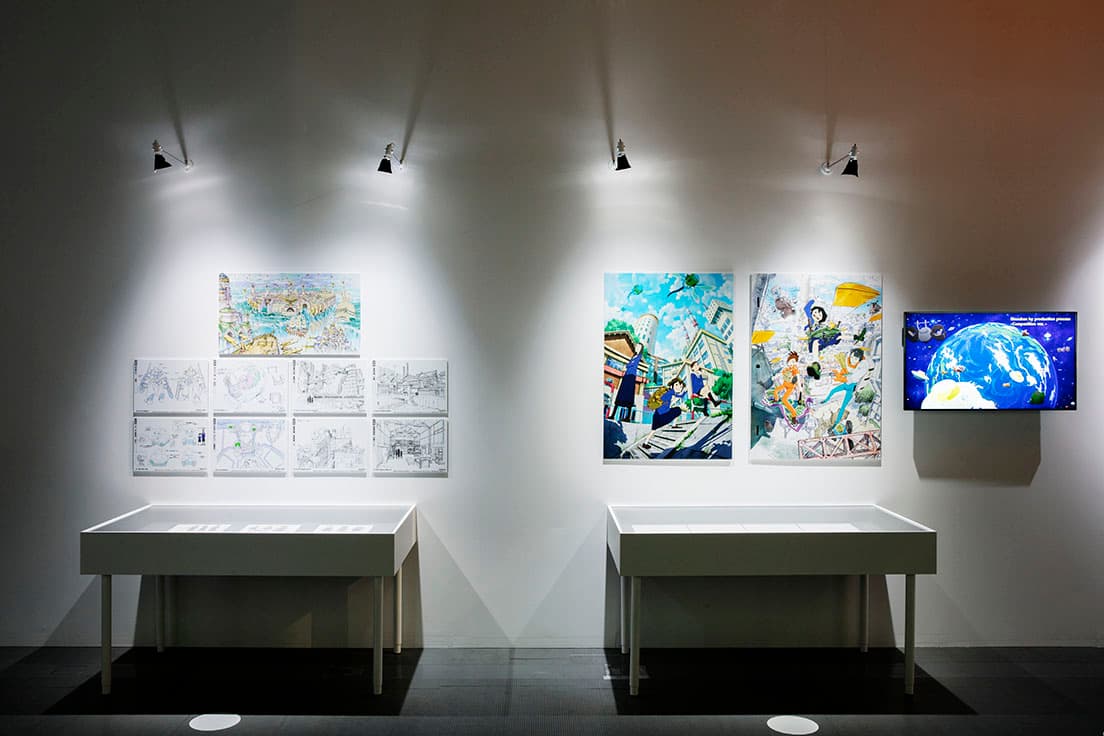 アニメーション部門の大賞受賞作、湯浅政明『映像研には⼿を出すな！』の展示風景。