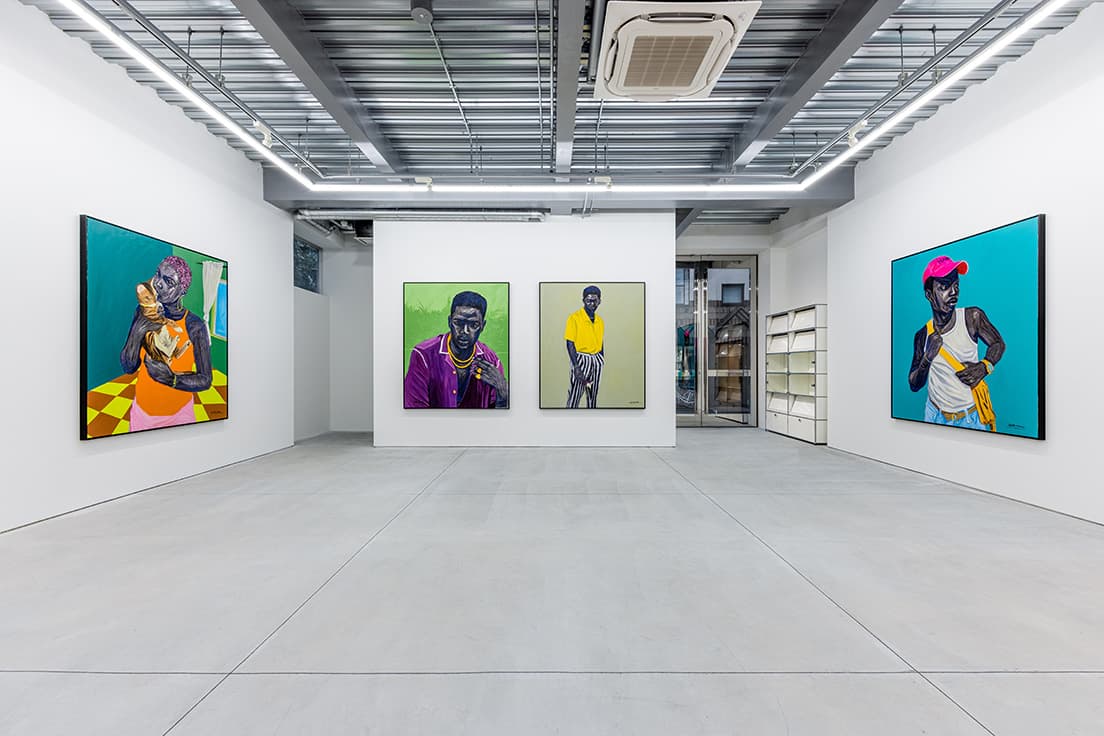 ルートCの〈ナンヅカ アンダーグラウンド〉の『SOME DAYS ARE DIAMOND』展示風景。ラゴスを拠点に活動するワハブ・サヒードの日本初個展。〜11月7日。Installation view of Wahab Saheed’s exhibition “SOME DAYS ARE DIAMOND,” NANZUKA UNDERGROUND, 2021 ©Wahab Saheed, courtesy of Nanzuka