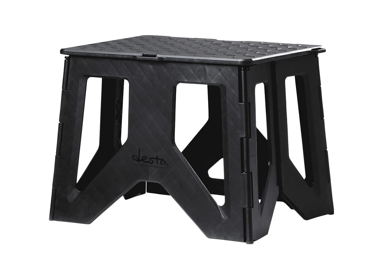 《desta》耐荷重150kg。H24cm。17,600円。