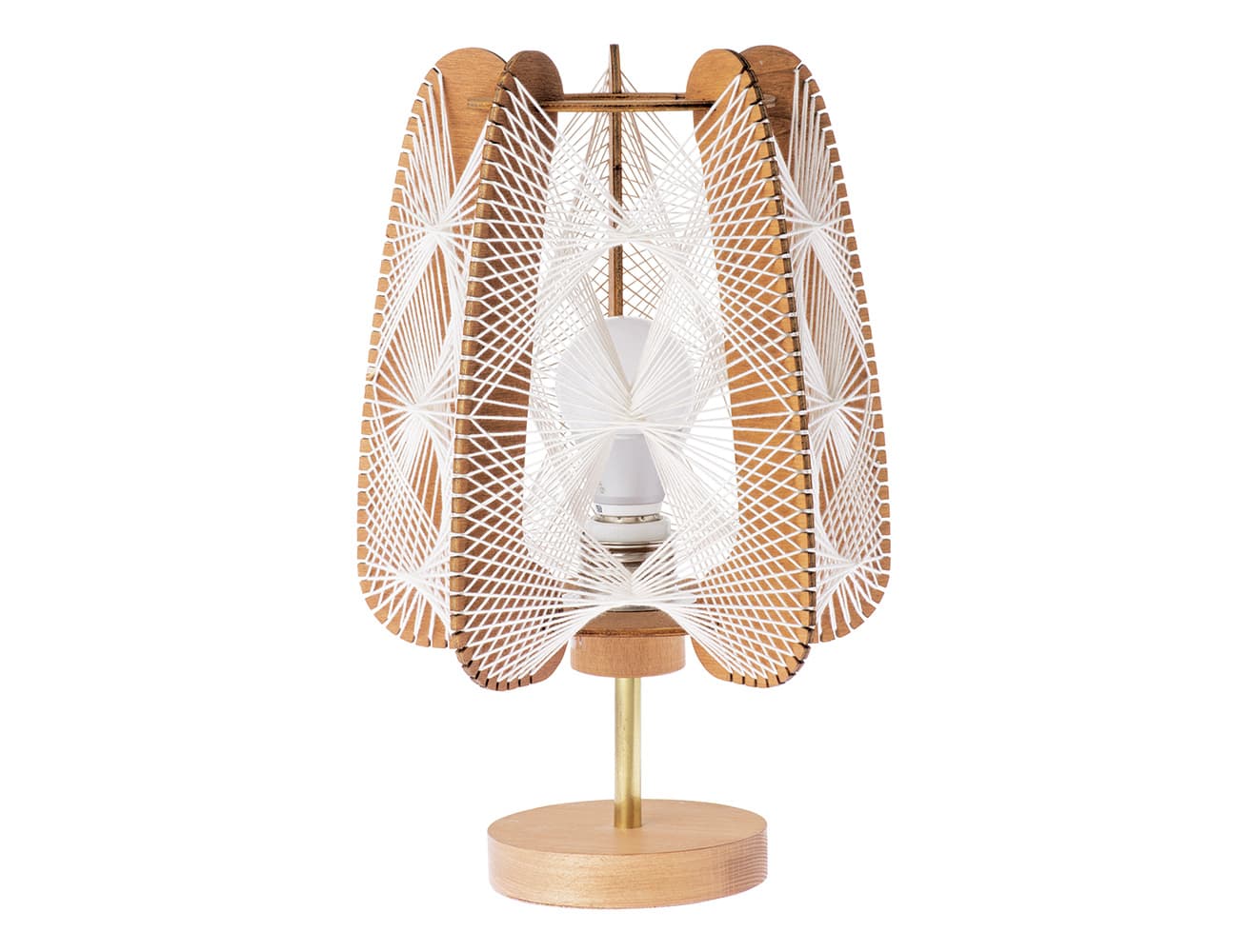 《アリオカ テーブルランプ》51,700円。