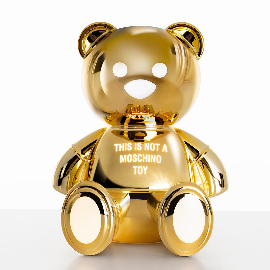 《TOY GOLD》42,100円（カルテル トーヨーキッチンスタイル TEL 03 6438 1040）。