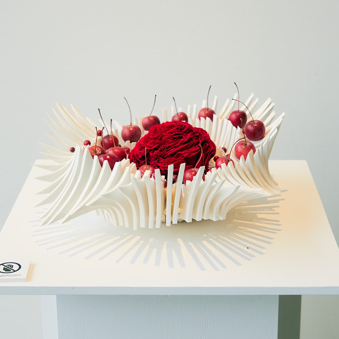 《Bone Flower 41'21》のフラワーアート。