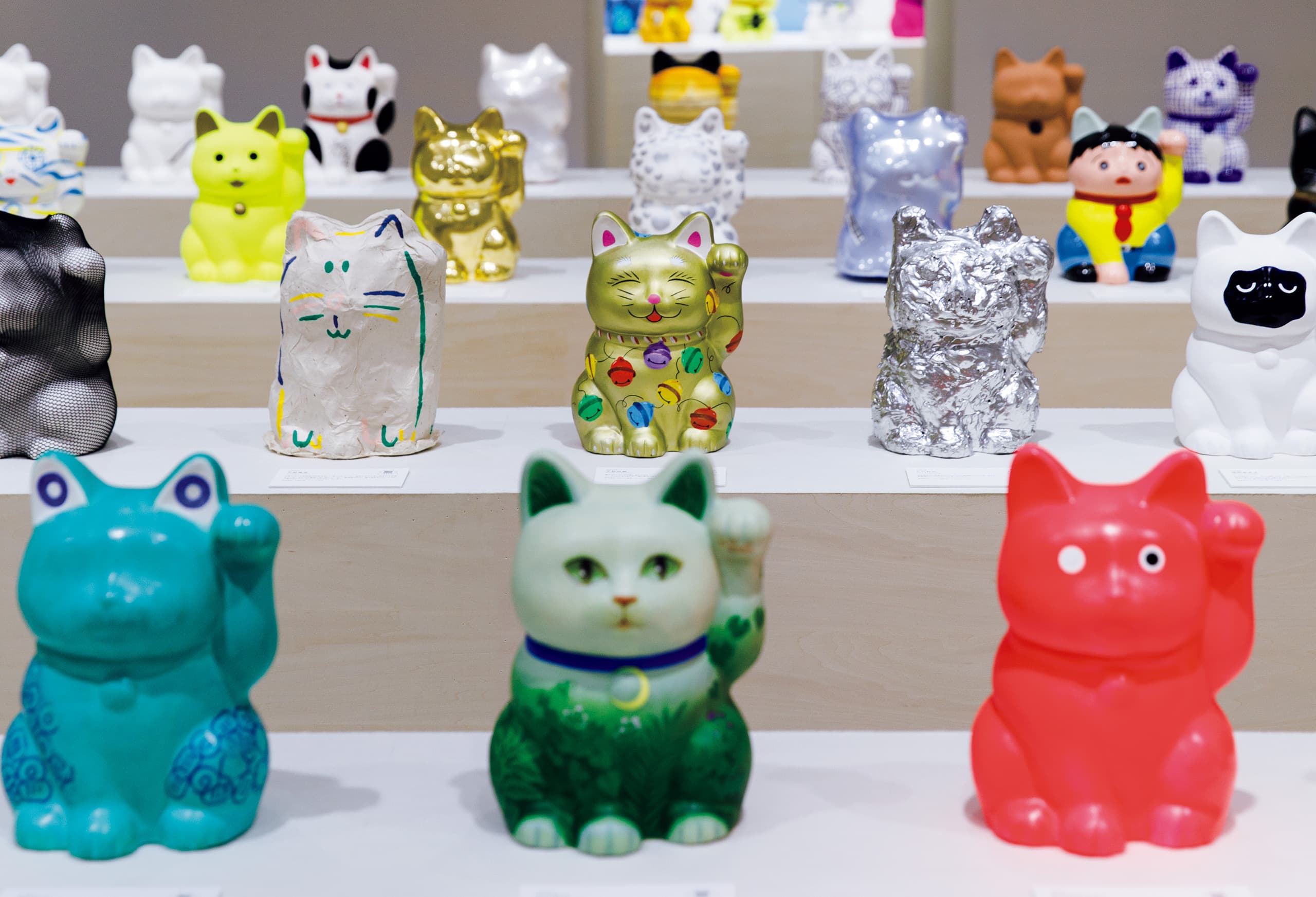 2023年の福を呼ぶ！ 188人のクリエイターが手がけた招き猫オークションが開催。