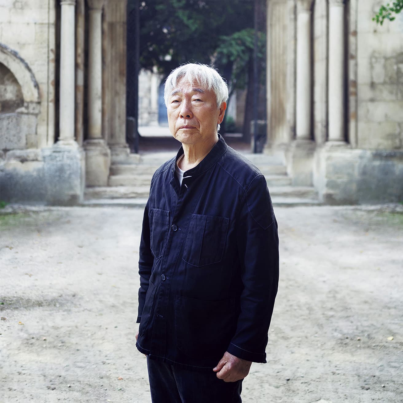 李禹煥　フランス、アルル、アリスカンにて、2021年(c) StudioLeeUfan photo_Claire Dorn