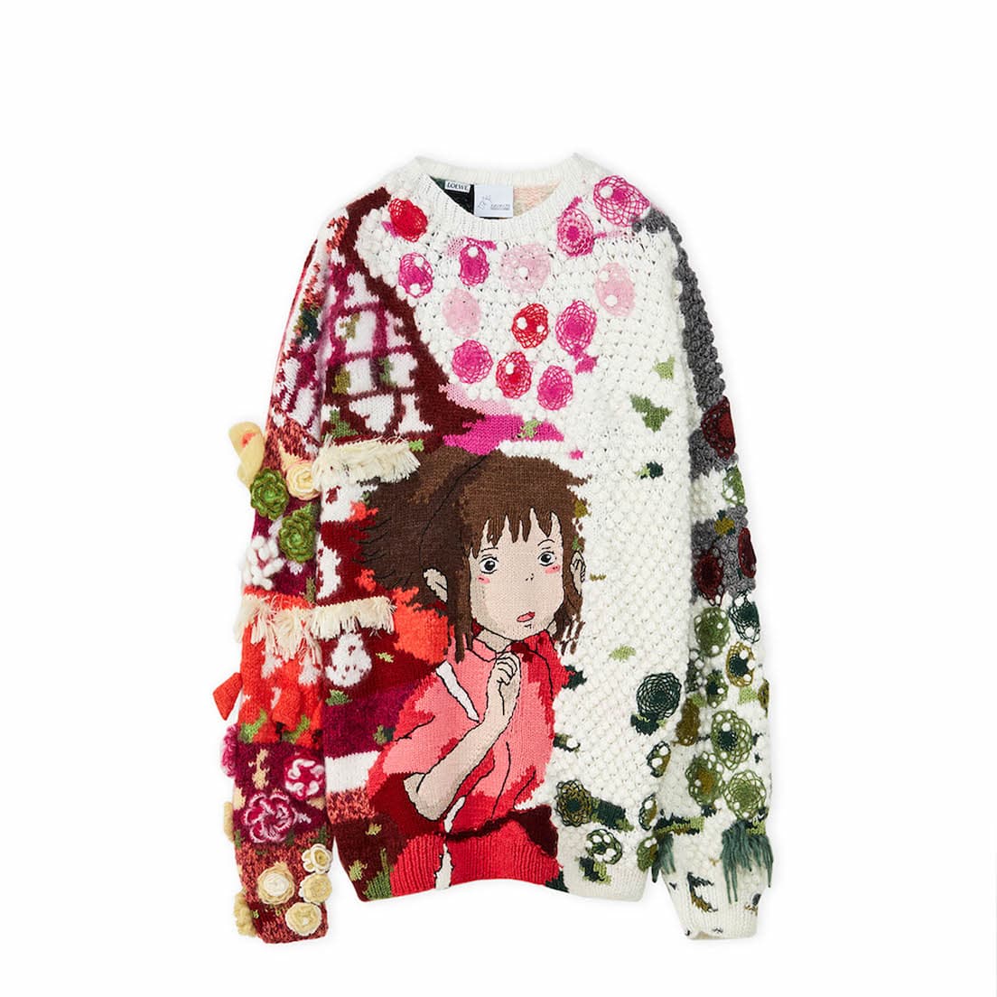 千尋が刺繍で表現されたニット。765,600円。