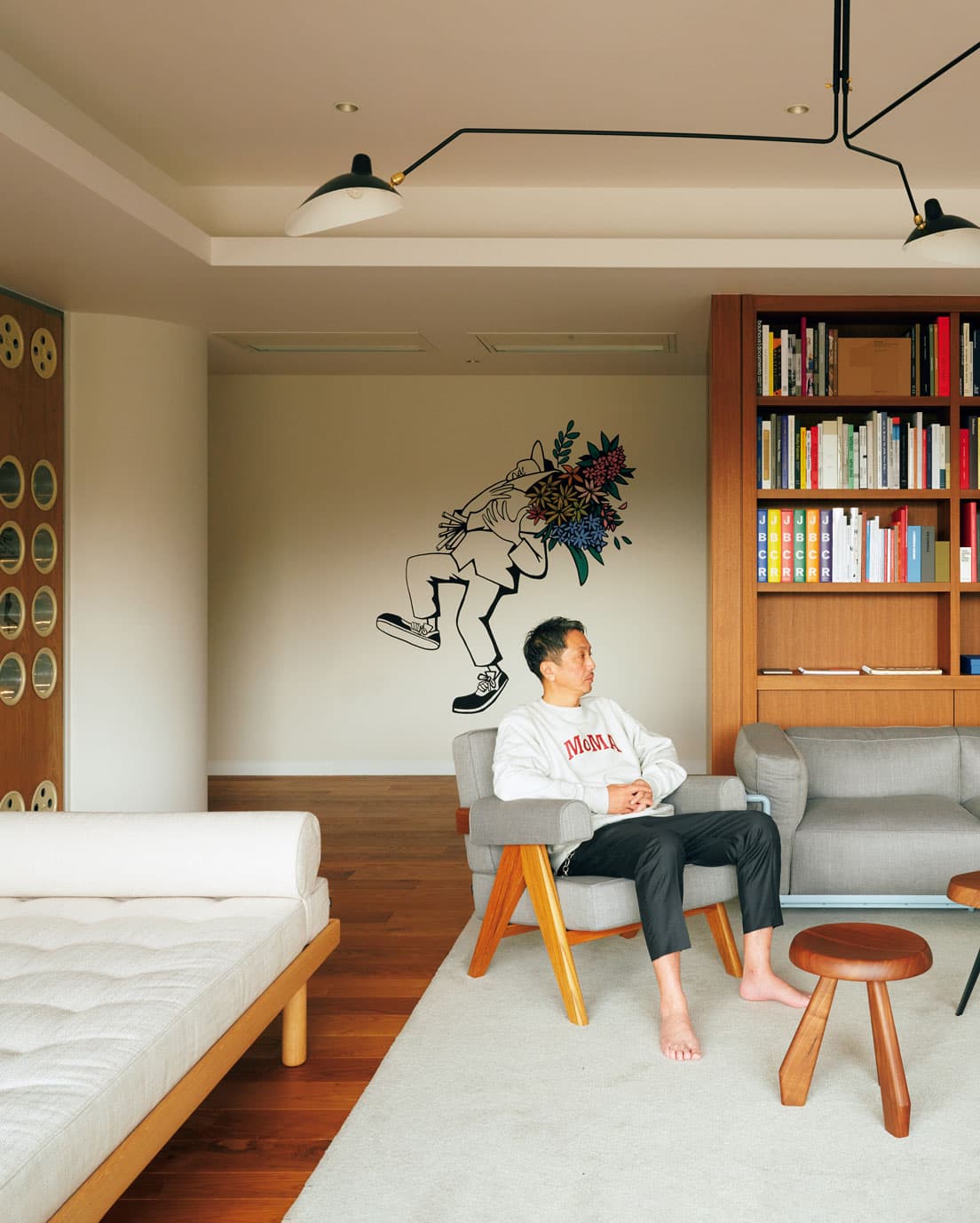 葉山の新居に描かれた花井祐介によるアート。photo_Keisuke Fukamizu