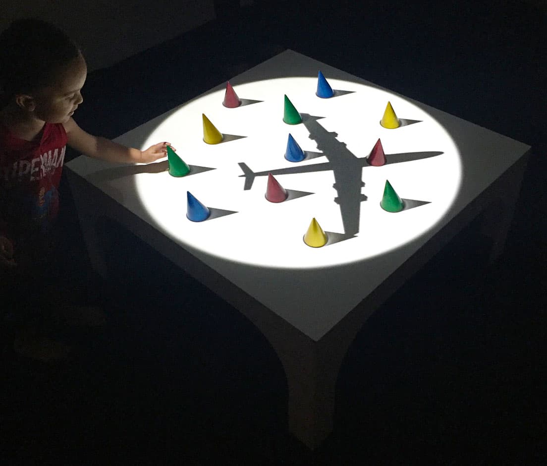 《KAGE-table》plaplax　©plaplax