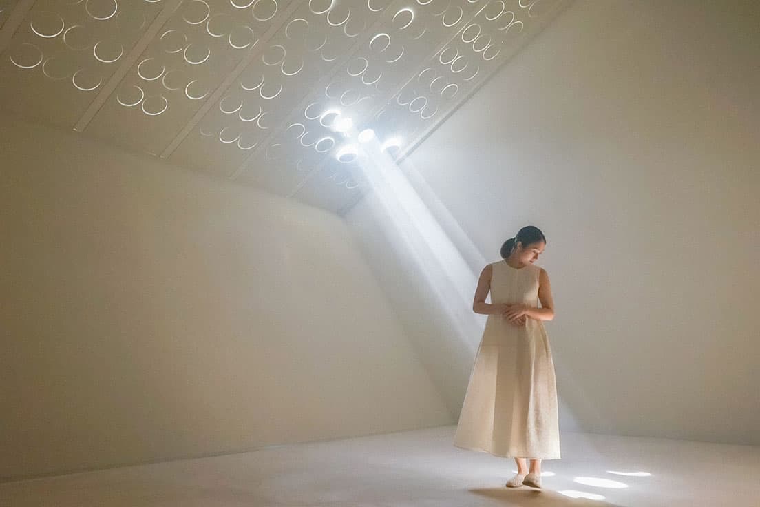 「アート部門」の大賞はanno lab（代表：藤岡定）、西岡美紀、小島佳子、的場寛、堀尾寛太、新美太基、中村優一が制作した《太陽と月の部屋》。
