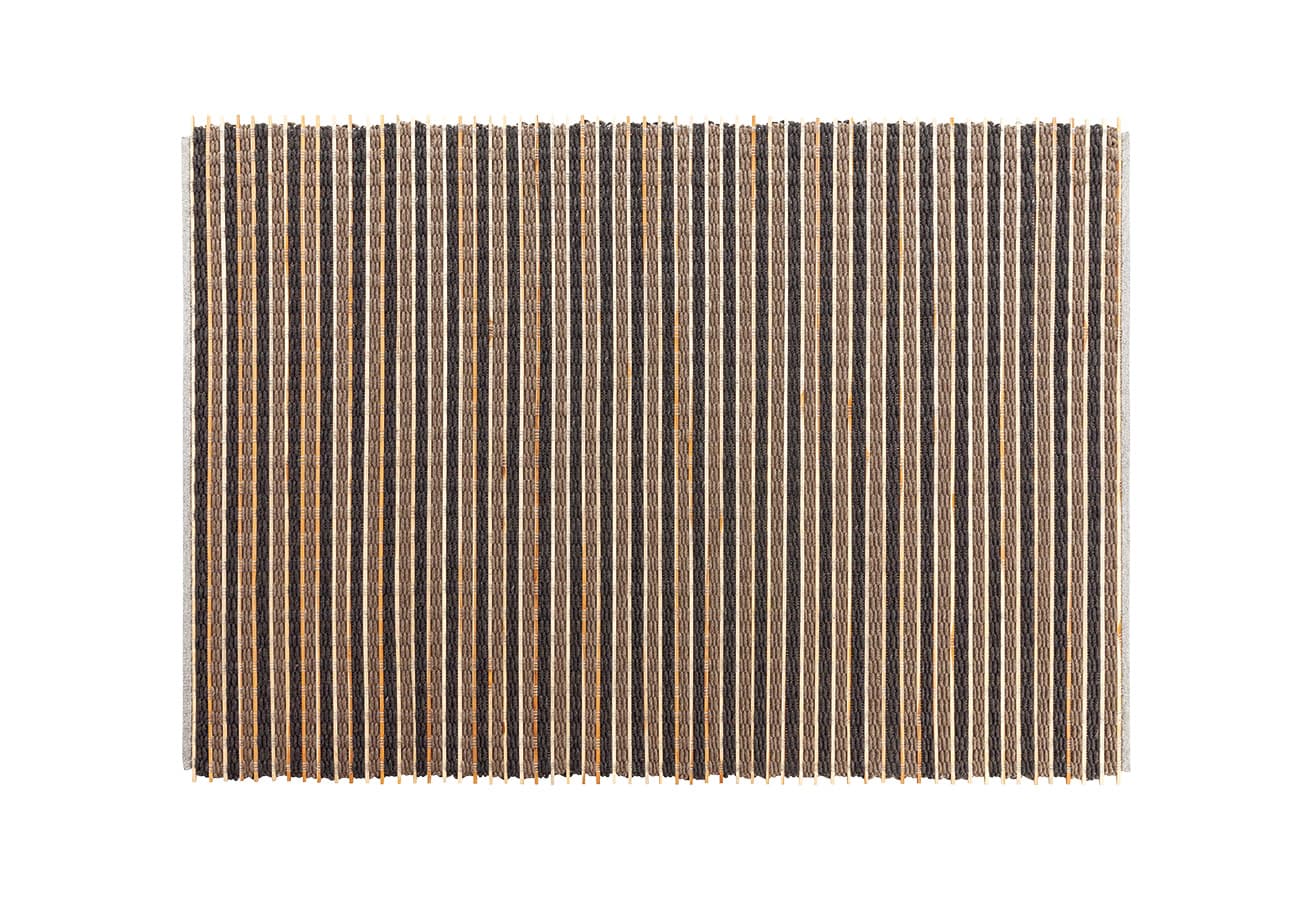 ラグ《Tsuchi》176×240cm 380,600円。