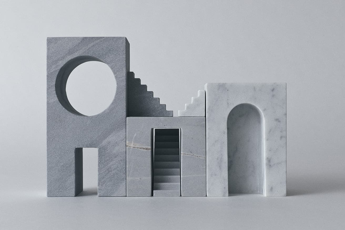 《UTOPIA》by エリザ・オッシノ　それぞれの建物に階段が一つ付属しM・C・エッシャーの騙し絵のよなヴィレッジが完成いたします。各97,900円。