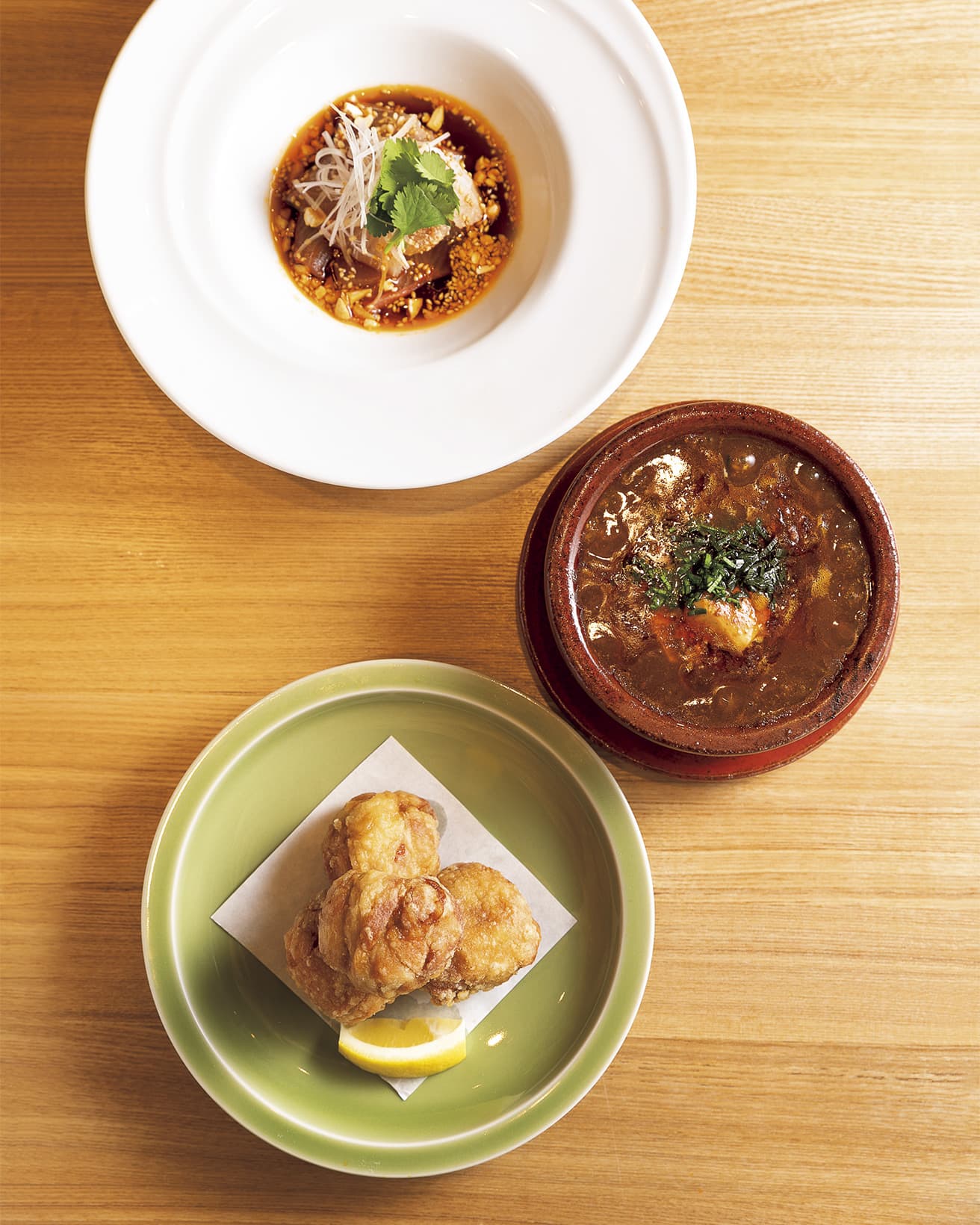 上からよだれカンパチ968円、lamb-仔羊麻婆豆フ1,320円、まるい鶏の唐揚げ（4ケ660円）。
