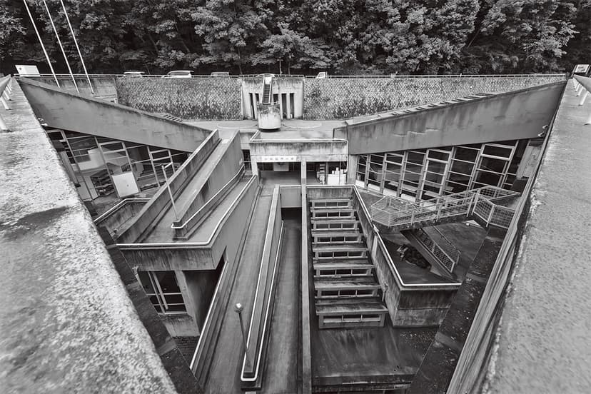 [PHOTO GALLERY] “未来を夢見た建築” ブルータリズムを巡る。 | カーサ ブルータス Casa BRUTUS