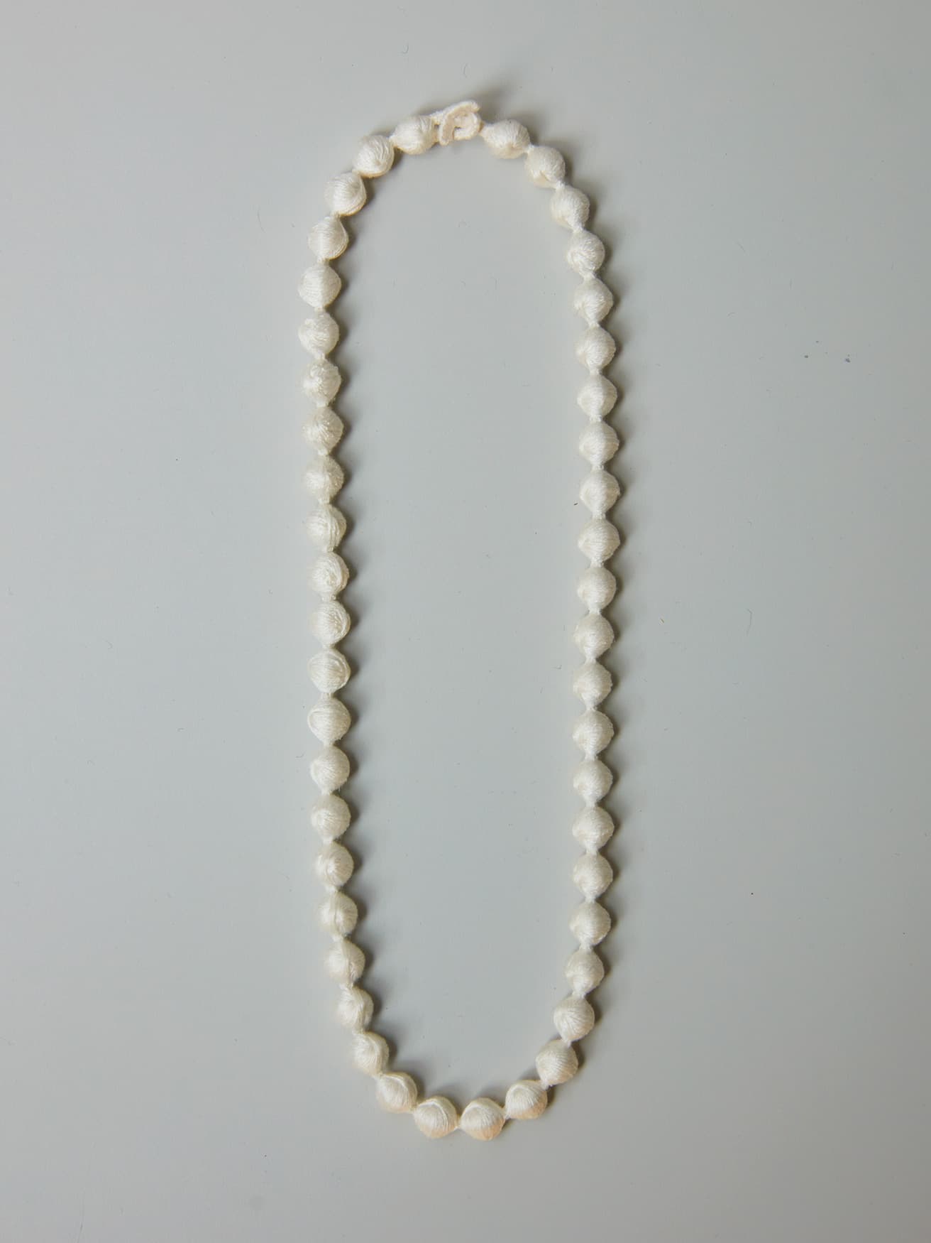 Purchase No. 61【立体刺繍のアクセサリー】手仕事と最新技術を融合。シルク糸のネックレス。