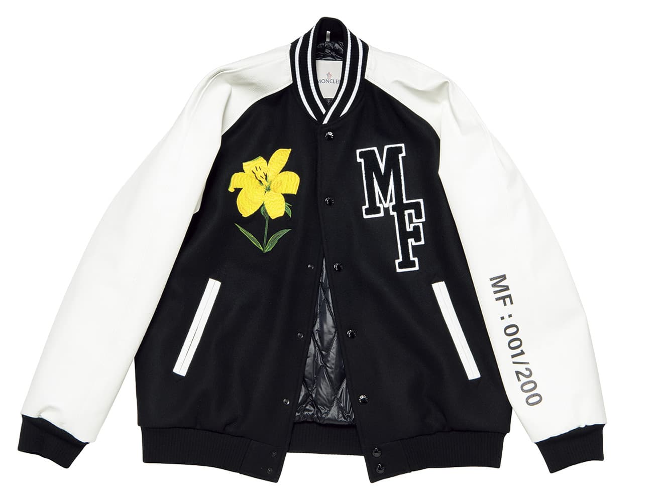 スタジャン〈MONCLER × FRAGMENT〉502,700円。