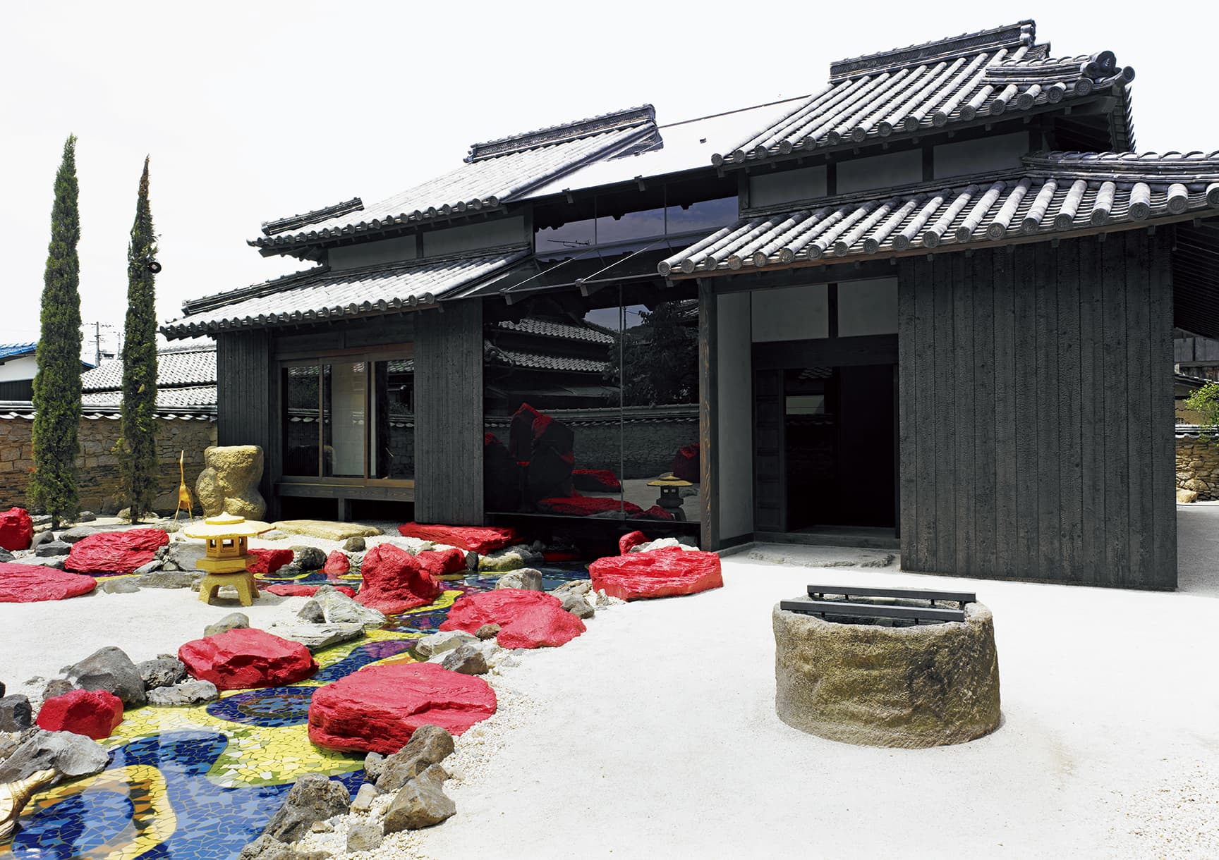 豊島横尾館