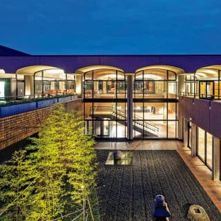福岡市美術館