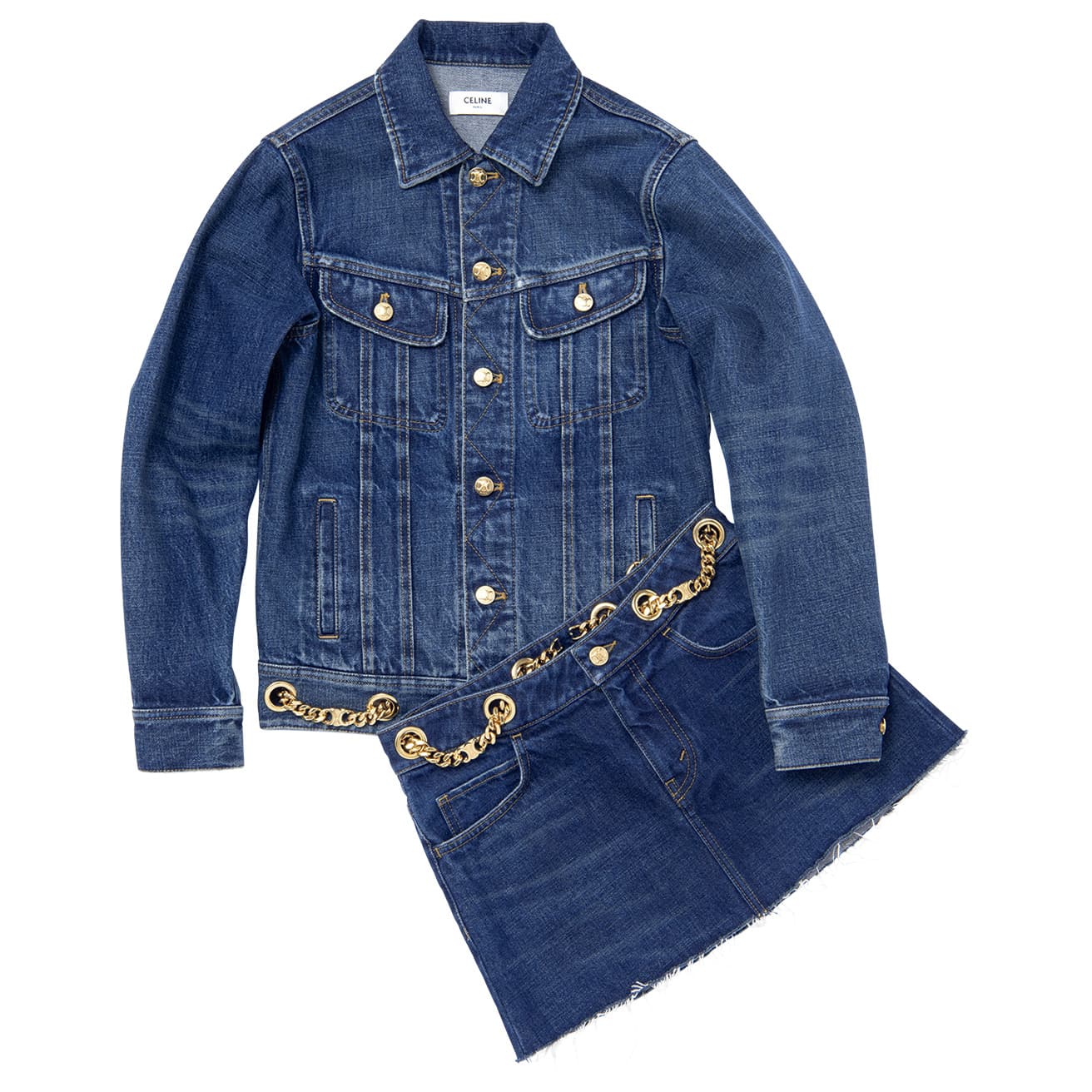 ジャケット363,000円、スカート247,500円 ※共に予価。