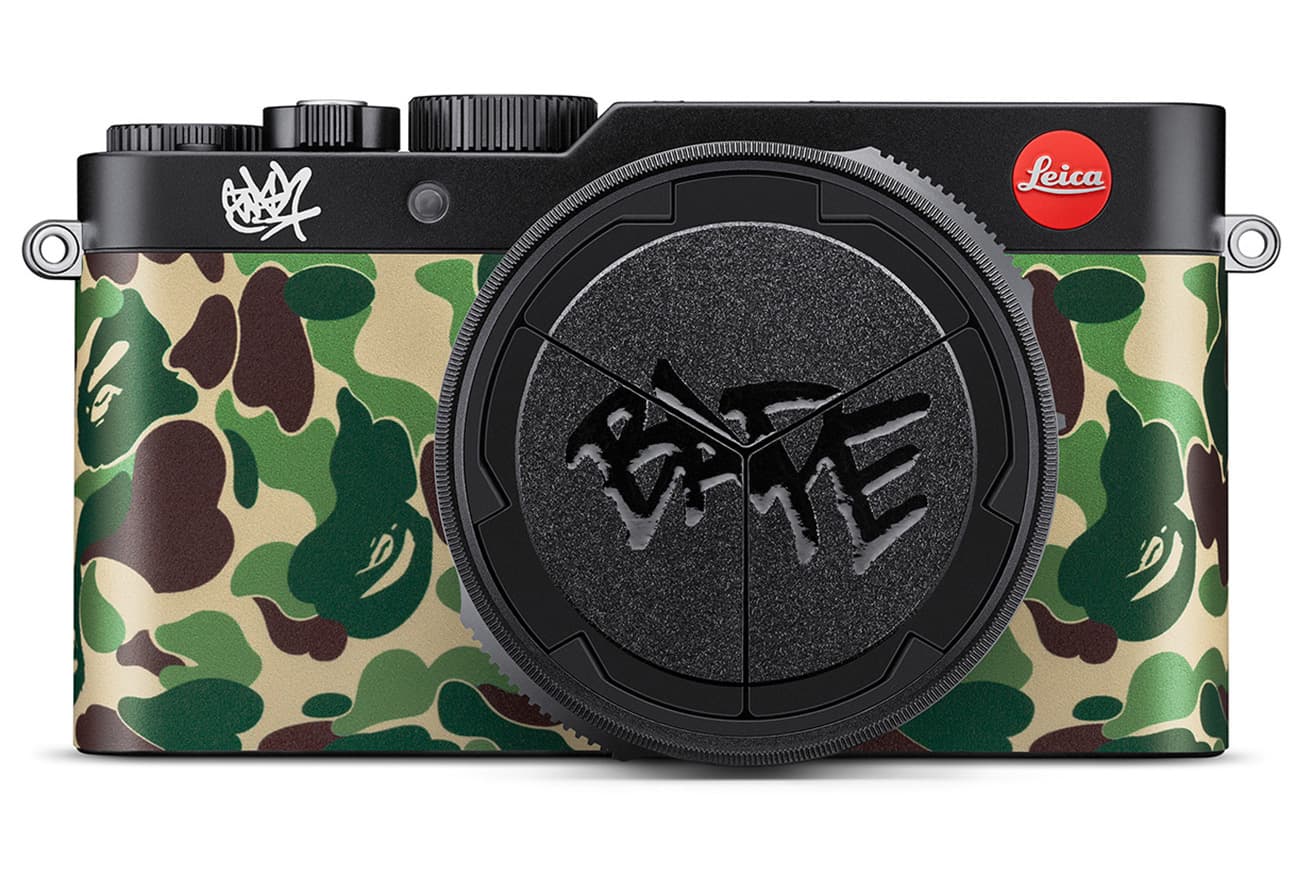 2022年8月27日よりライカのみで販売される《ライカD-LUX 7  “A BATHING APE® × STASH”》ブラック258,500円。本体にはA BATHING APE®の「ABC CAMO」パターンとSTASHのタグがデザインに取り入れられている。