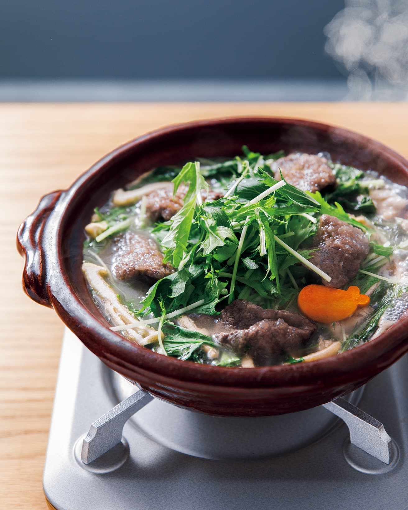 鯨のはりはり鍋（1人前5,000円。2人前から注文可）。