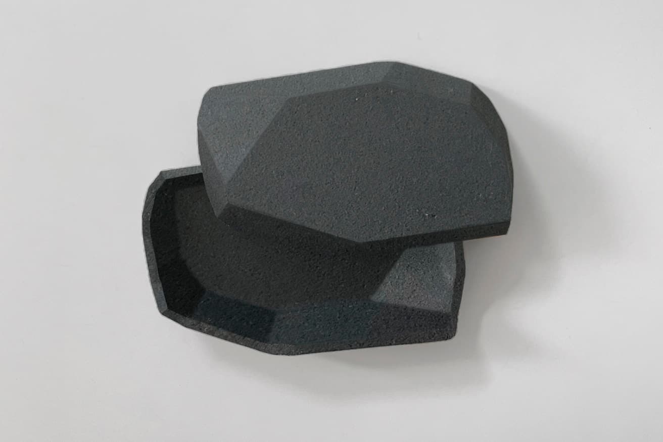 南部鉄器《結晶箱》11,000円。